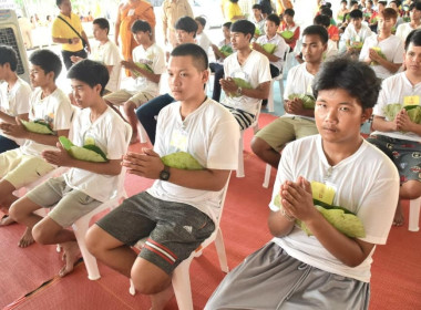 เป็นประธานในพิธีปลงผมผู้เข้าร่วมบรรพชาสามเณรเฉลิมพระเกียรติพระบาทสมเด็จพระเจ้าอยู่หัว เนื่องในโอกาสมหามงคลเฉลิมพระชนมพรรษา 6 รอบ 28 กรกฎาคม 2567 ... พารามิเตอร์รูปภาพ 5