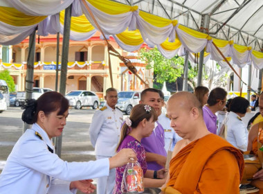 เป็นประธานในพิธีเจริญพระพุทธมนต์และทำบุญตักบาตรเพื่อถวายเป็นพระกุศล เนื่องในวันคล้ายวันประสูติ พระเจ้าวรวงศ์เธอ พระองค์เจ้าโสมสวลี กรมหมื่นสุทธนารีนาถ ... พารามิเตอร์รูปภาพ 3