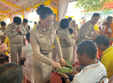 เป็นประธานในโครงการบรรพชา อุปสมบทเฉลิมพระเกียรติ ... พารามิเตอร์รูปภาพ 2