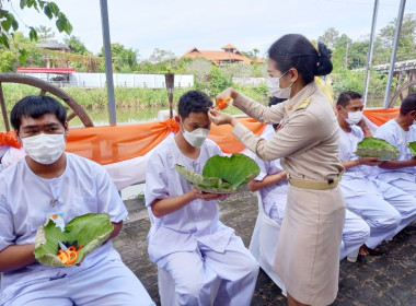 เข้าร่วมพิธีปลงผม โครงการบรรพชาอุปสมบท 99 รูป ... พารามิเตอร์รูปภาพ 2