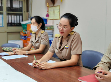 ติดตามผลการดำเนินงานโครงการส่งเสริมการดำเนินธุรกิจร้านค้าสหกรณ์ในรูปแบบซูเปอร์มาร์เก็ตสหกรณ์ และติดต่อประสานงานเตรียมความพร้อมเพื่อใช้เป็นสถานที่ในการจัดงานแสดงและจำหน่ายสินค้าคุณภาพจากผลิตภัณฑ์ชุมชนของสถาบันเกษตรกร ... พารามิเตอร์รูปภาพ 10