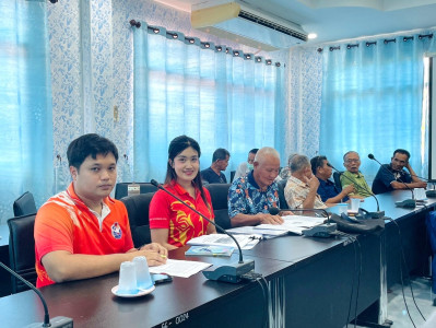 กลุ่มส่งเสริมสหกรณ์ 1 พร้อมด้วยนายวัชระ กิติพรพงษ์ ... พารามิเตอร์รูปภาพ 1