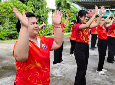 บุคลากรสำนักงานสหกรณ์จังหวัดนครนายก ร่วมเต้นแอโรบิค ... พารามิเตอร์รูปภาพ 10
