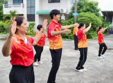 บุคลากรสำนักงานสหกรณ์จังหวัดนครนายก ร่วมเต้นแอโรบิค ... พารามิเตอร์รูปภาพ 6