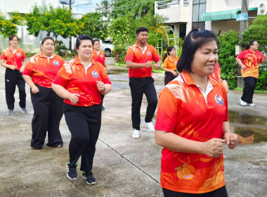 บุคลากรสำนักงานสหกรณ์จังหวัดนครนายก ร่วมเต้นแอโรบิค ... พารามิเตอร์รูปภาพ 3