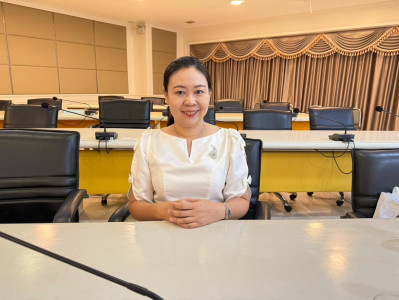 นางสาวชุติกาญจน์ บุญสมภพ ผู้อำนวยการ ... พารามิเตอร์รูปภาพ 1