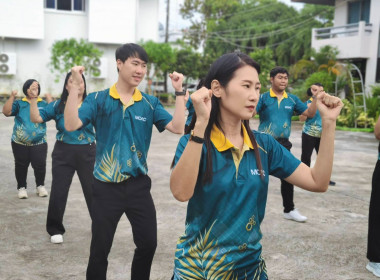 บุคลากรสำนักงานสหกรณ์จังหวัดนครนายก ร่วมเต้นแอโรบิค ... พารามิเตอร์รูปภาพ 4