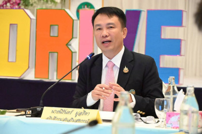 นายนิรันดร์ มูลธิดา อธิบดีกรมส่งเสริมสหกรณ์ ... พารามิเตอร์รูปภาพ 1