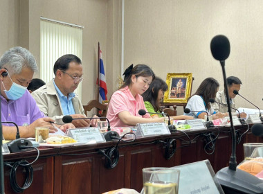 ผู้อำนวยการกลุ่มส่งเสริมสหกรณ์ 1 พร้อมด้วยนายภานุพงษ์ ... พารามิเตอร์รูปภาพ 1