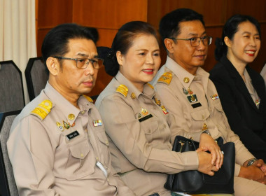 นายนิรันดร์ มูลธิดา อธิบดีกรมส่งเสริมสหกรณ์ ... พารามิเตอร์รูปภาพ 4