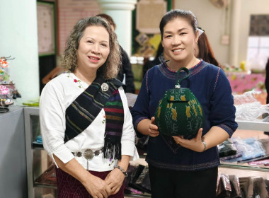 ตรวจเยี่ยมและพบปะกลุ่มสตรีสหกรณ์หัตถกรรมผ้าทอไทยพวนบ้านใหม่ ... พารามิเตอร์รูปภาพ 2