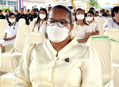 เข้าร่วมพิธีเจริญพระพุทธมนต์เฉลิมพระเกียรติพระบาทสมเด็จพระเจ้าอยู่หัว สมเด็จพระนางเจ้าสิริกิติ์ พระบรมราชินีนาถ พระบรมราชชนนีพันปีหลวง สมเด็จพระนางเจ้าฯ พระบรมราชินีและสมเด็จพระเจ้าลูกเธอ เจ้าฟ้าพัชรกิติยาภา นเรนทิราเทพยวดี กรมหลวงราชสาริณีสิริพัชร มหาวั ... พารามิเตอร์รูปภาพ 3