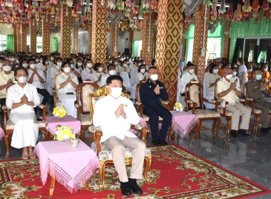 เข้าร่วมพิธีเจริญพระพุทธมนต์เฉลิมพระเกียรติพระบาทสมเด็จพระเจ้าอยู่หัว สมเด็จพระนางเจ้าสิริกิติ์ พระบรมราชินีนาถ พระบรมราชชนนีพันปีหลวง สมเด็จพระนางเจ้าฯ พระบรมราชินี ฯ ... พารามิเตอร์รูปภาพ 3