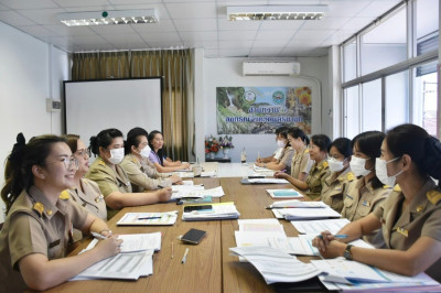 ร่วมประชุมเพื่อระดมความคิดจัดทำเป็นแนวทางและกำหนดกลุ่มเป้าหมายเพื่อยกระดับชั้นสหกรณ์และกลุ่มเกษตรกร และจัดทำเป็นแผนในการเข้าแนะนำ/ส่งเสริมและพัฒนาความเข้มแข็งของสหกรณ์และกลุ่มเกษตรกรในปี 2567-2570 ... พารามิเตอร์รูปภาพ 1