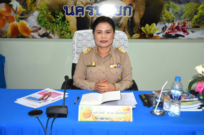 เป็นประธานการประชุมข้าราชการ พนักงานราชการ ... พารามิเตอร์รูปภาพ 1